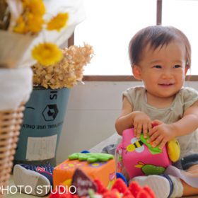 1歳バースデー　誕生日　誕生日記念　バースデーフォト　